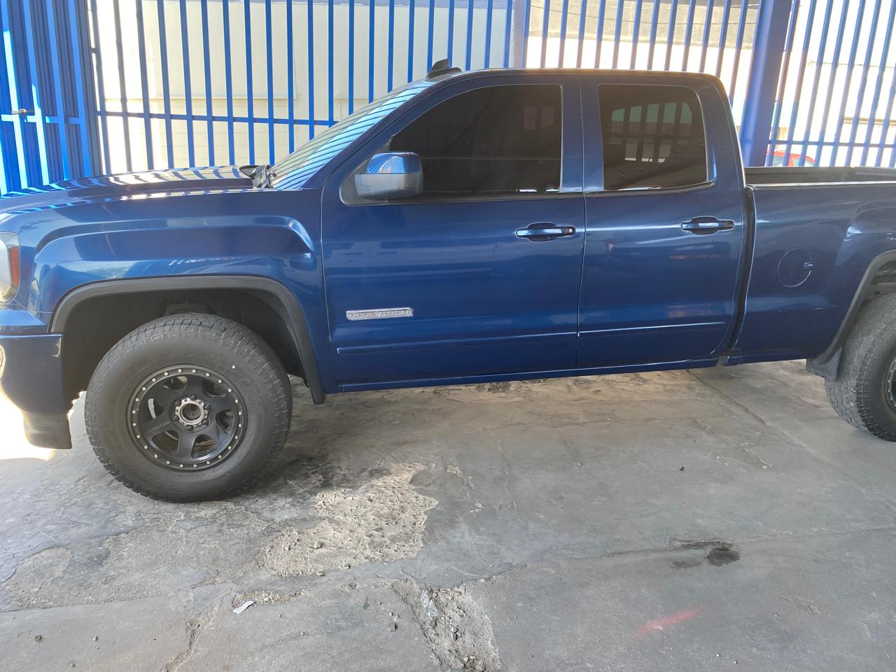 GMC Sierra Azul