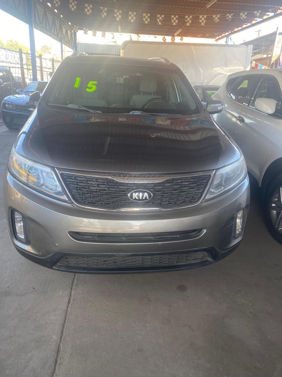 KIA SORENTO